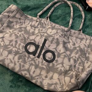 ALO Yoga Marble Gray Tote Bag